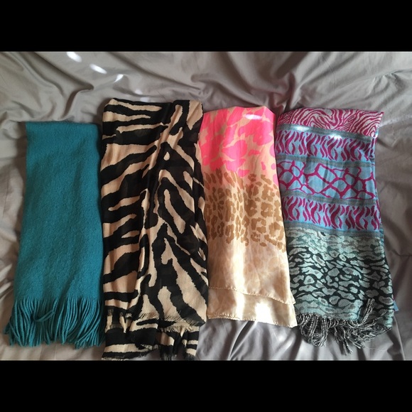 Scarf bundle - Picture 2 of 2